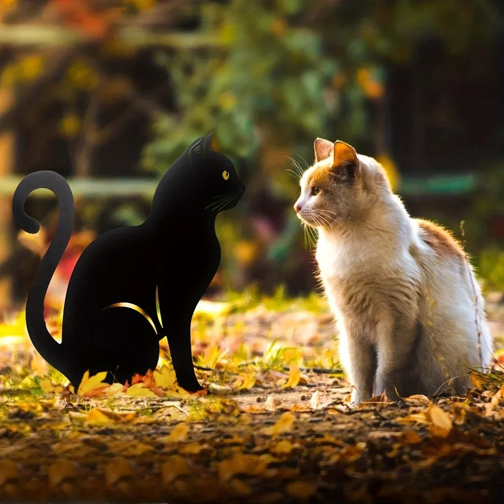 Cat Family Garden Stakes - Cute Silhouette Decorations for Yard & Lawn